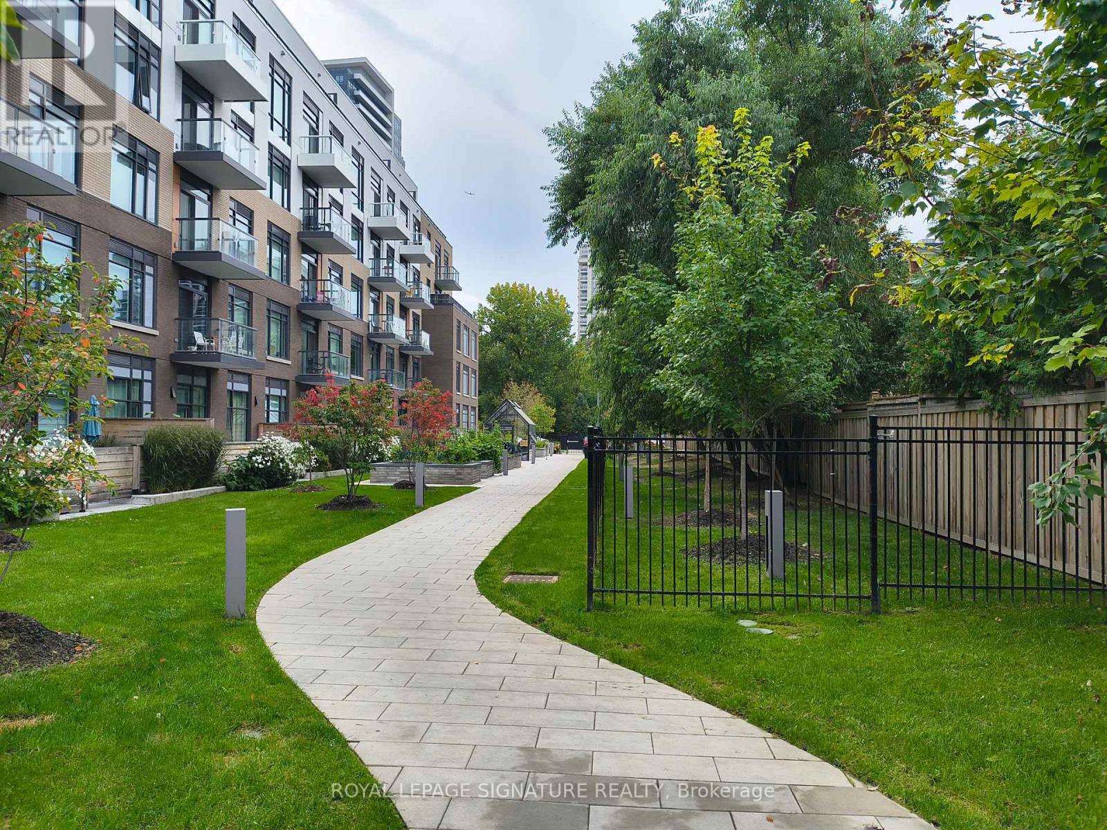 C701 - 8 Beverley Glen Boulevard, Vaughan (Beverley Glen), Ontario  L4J 0L5 - Photo 22 - N14085748