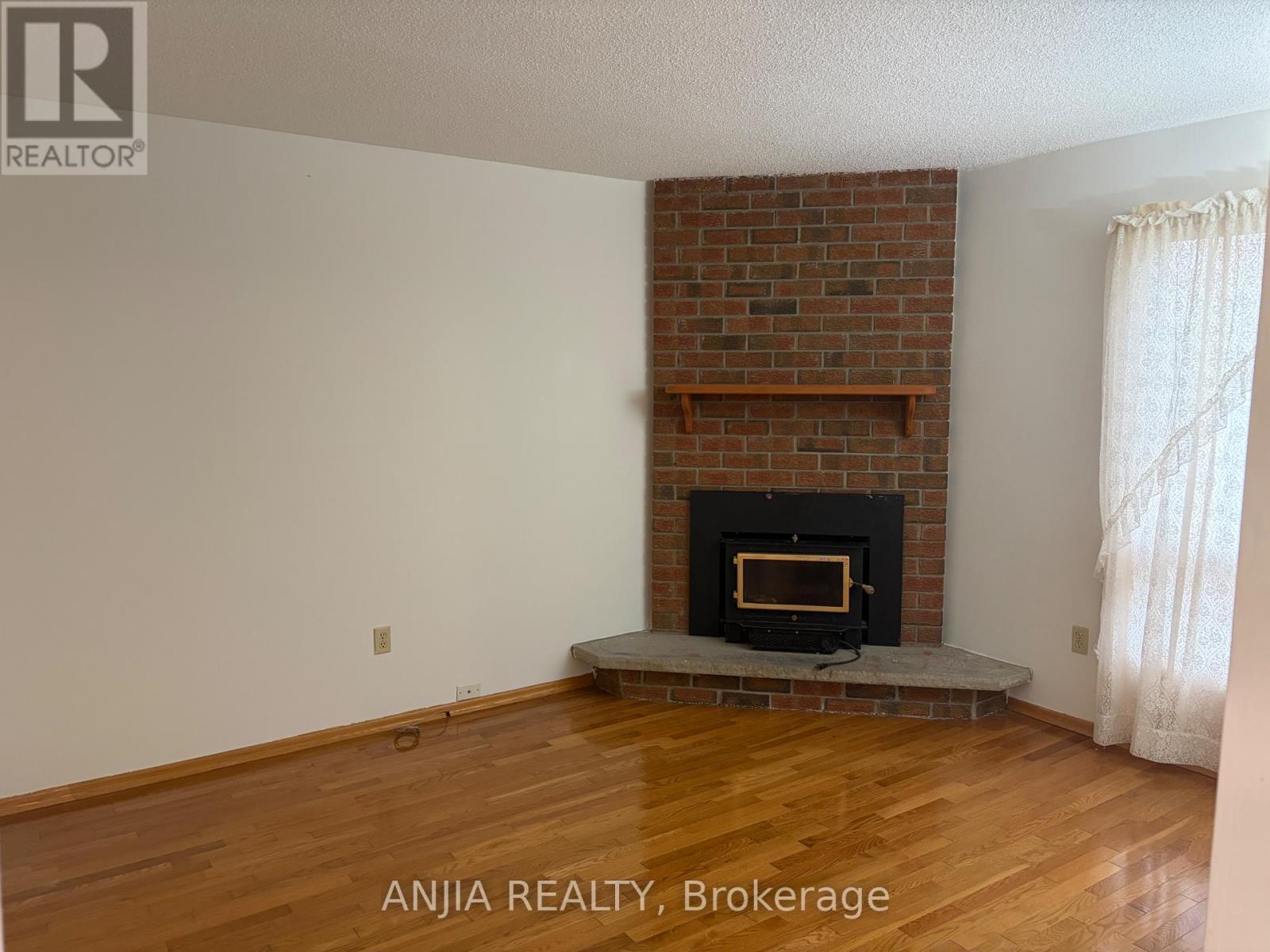 21 Tangmere Crescent, Markham (Milliken Mills East), Ontario  L3R 6Z1 - Photo 6 - N14085762