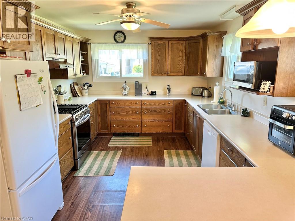 11 Reserve Street, Turkey Point, Ontario  N0E 1W0 - Photo 9 - 40871740