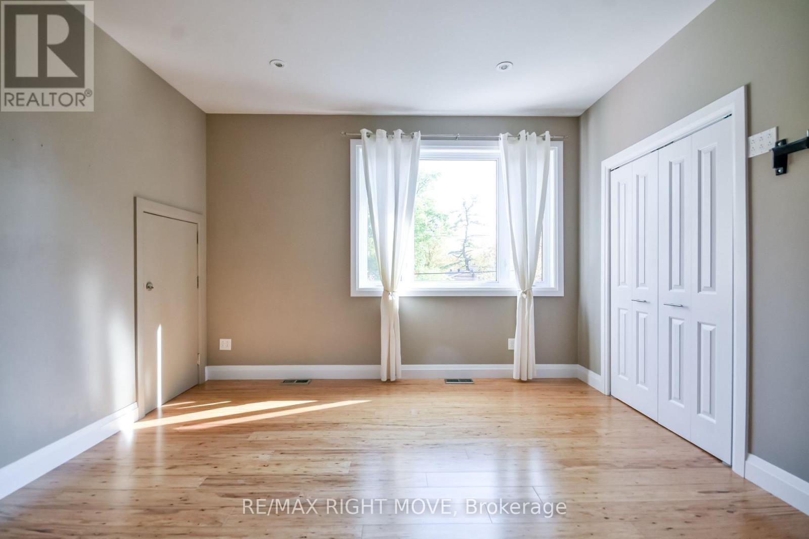 10 Letitia Street, Barrie, Ontario L4N 1N6 - Photo 21 - S14085712