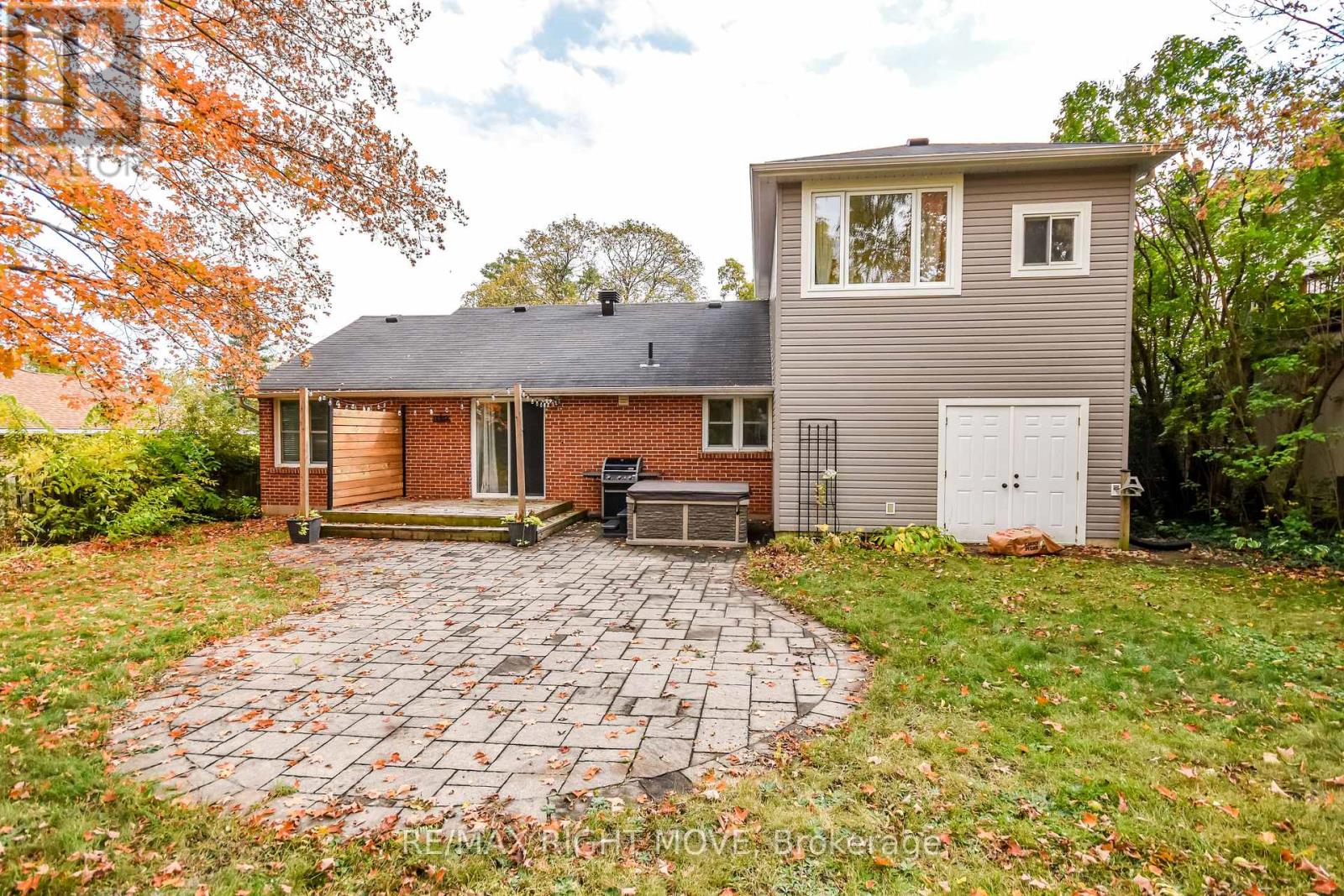 10 Letitia Street, Barrie, Ontario L4N 1N6 - Photo 37 - S14085712