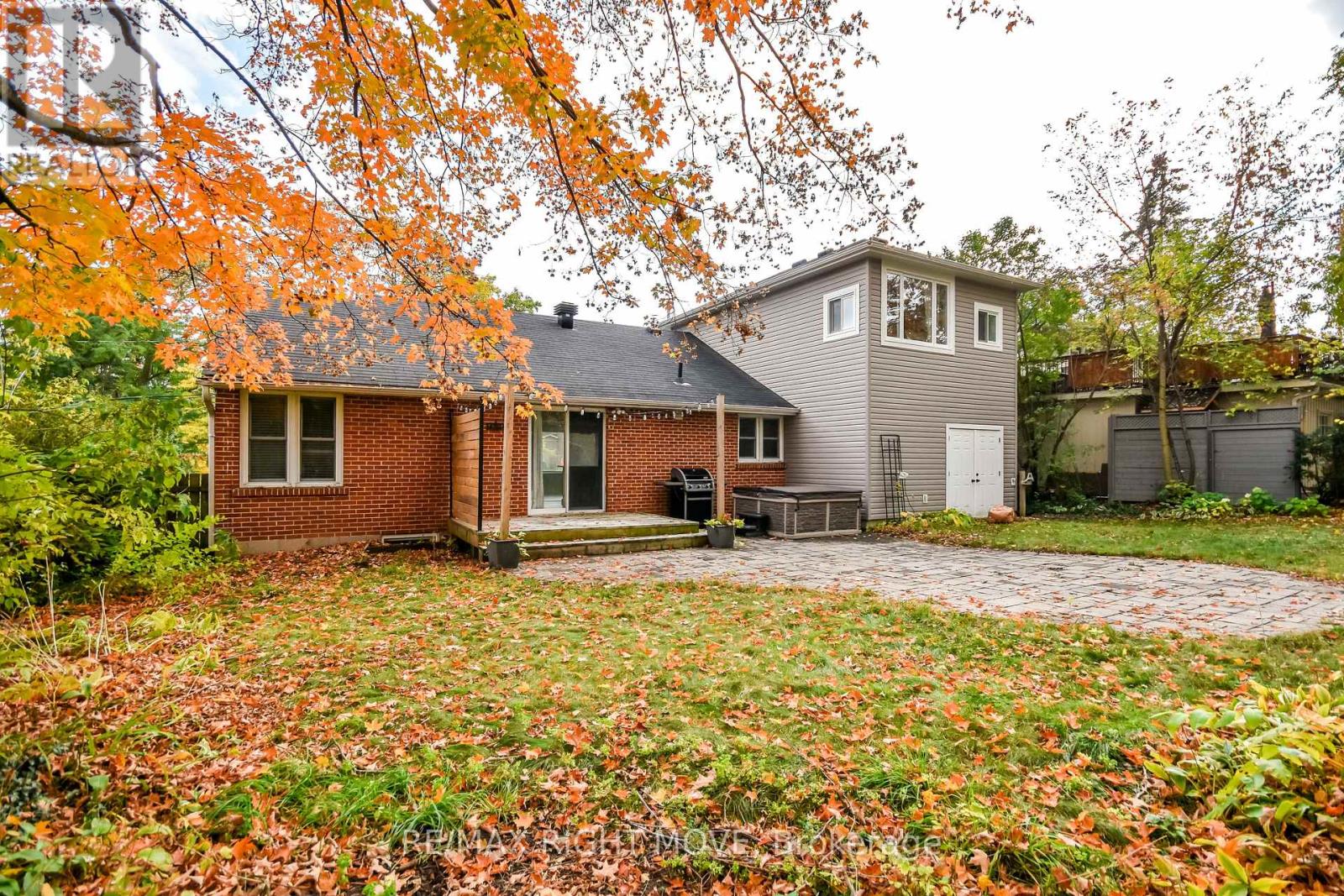 10 Letitia Street, Barrie, Ontario L4N 1N6 - Photo 38 - S14085712