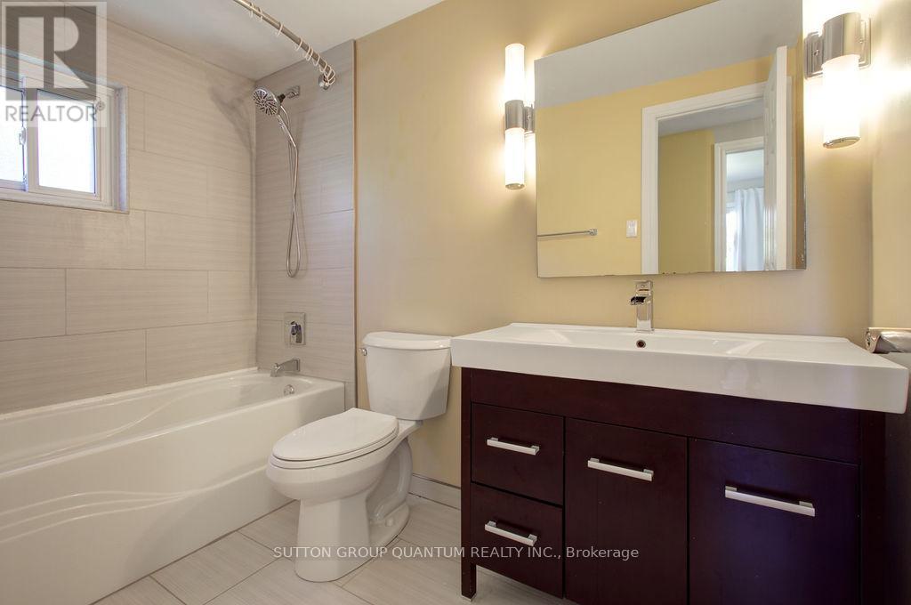 462 Withnell Crescent, Oakville, Ontario  L6L 3L9 - Photo 13 - W14085536