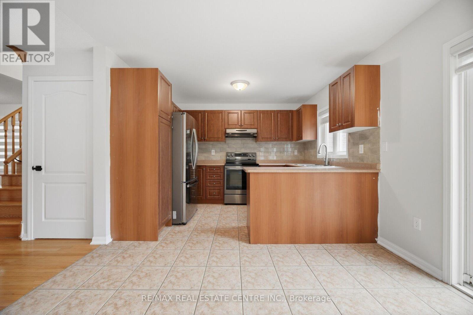 668 Caldwell Crescent, Milton, Ontario  L9T 0H6 - Photo 9 - W14085668
