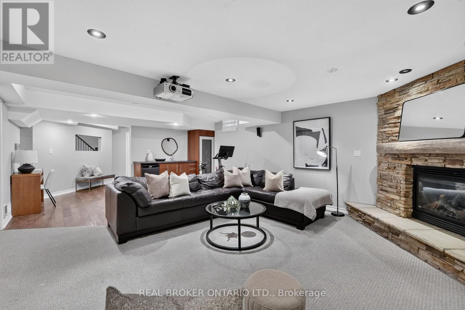 2243 Woodcrest Drive, Oakville, Ontario  L6M 4C6 - Photo 40 - W14085708