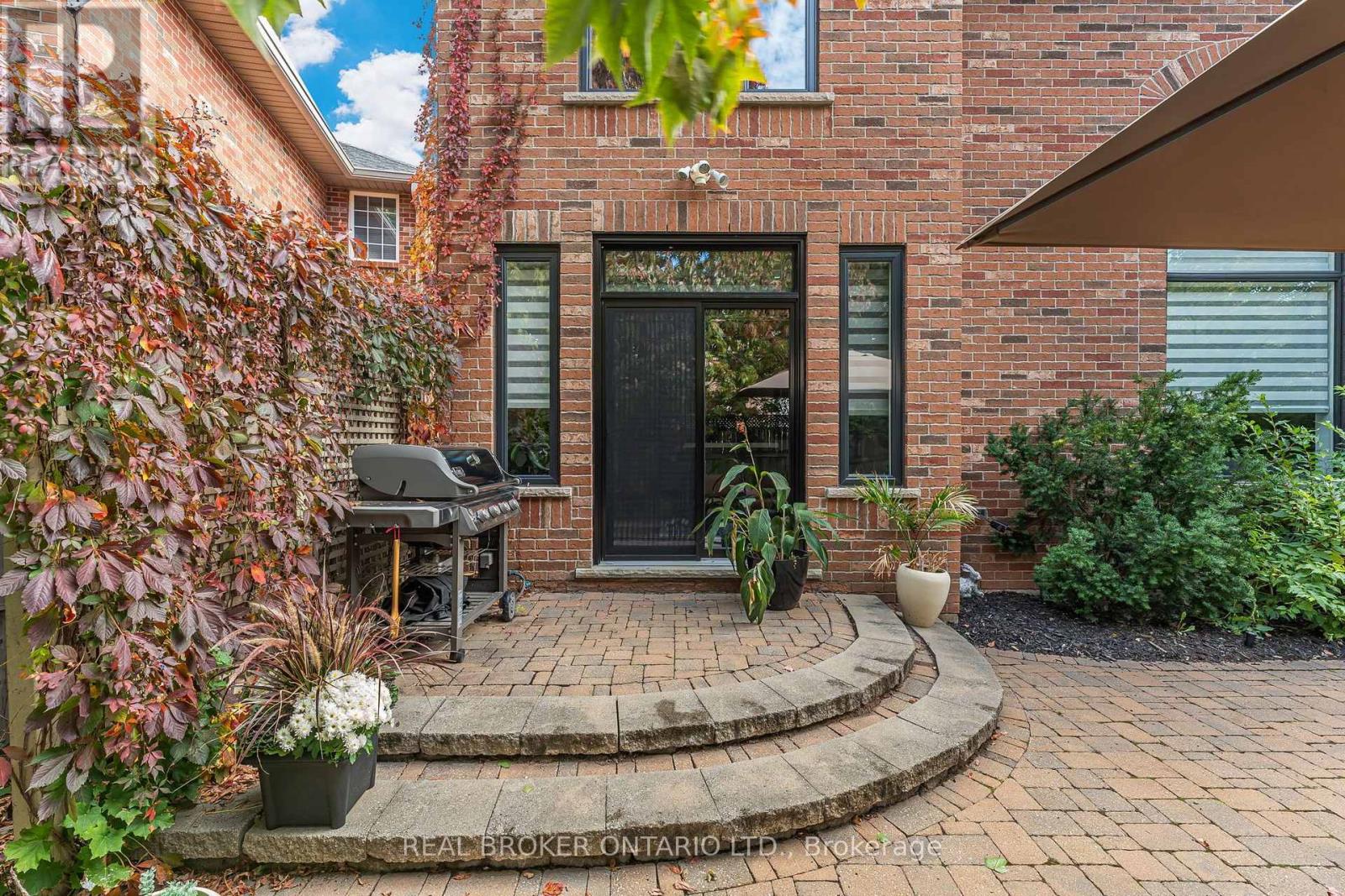 2243 Woodcrest Drive, Oakville, Ontario  L6M 4C6 - Photo 44 - W14085708