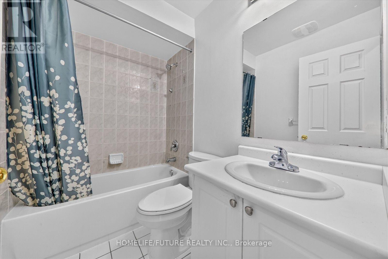 7236 Village Walk, Mississauga, Ontario  L5W 1V8 - Photo 23 - W14085764
