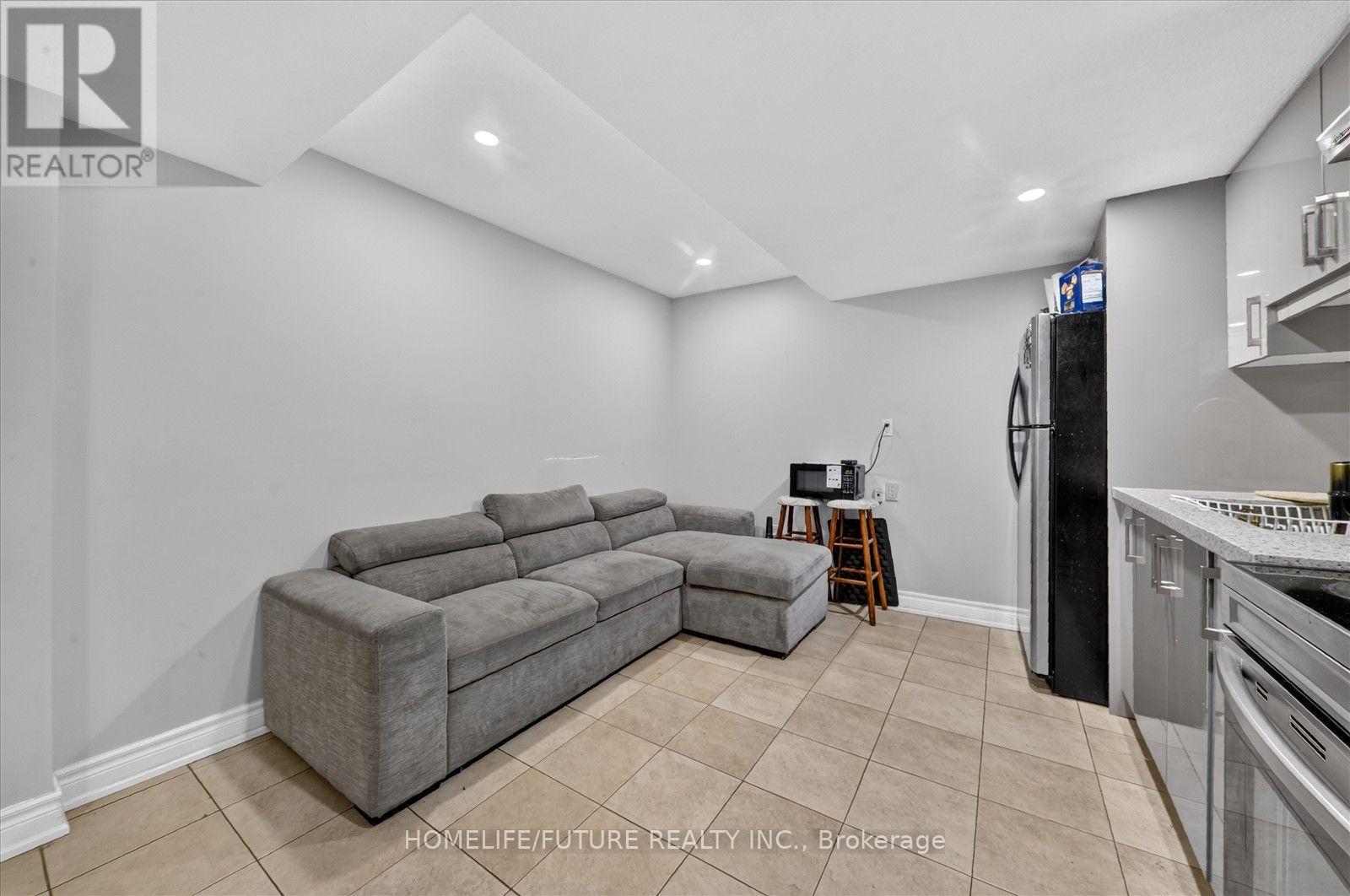 7236 Village Walk, Mississauga, Ontario  L5W 1V8 - Photo 30 - W14085764