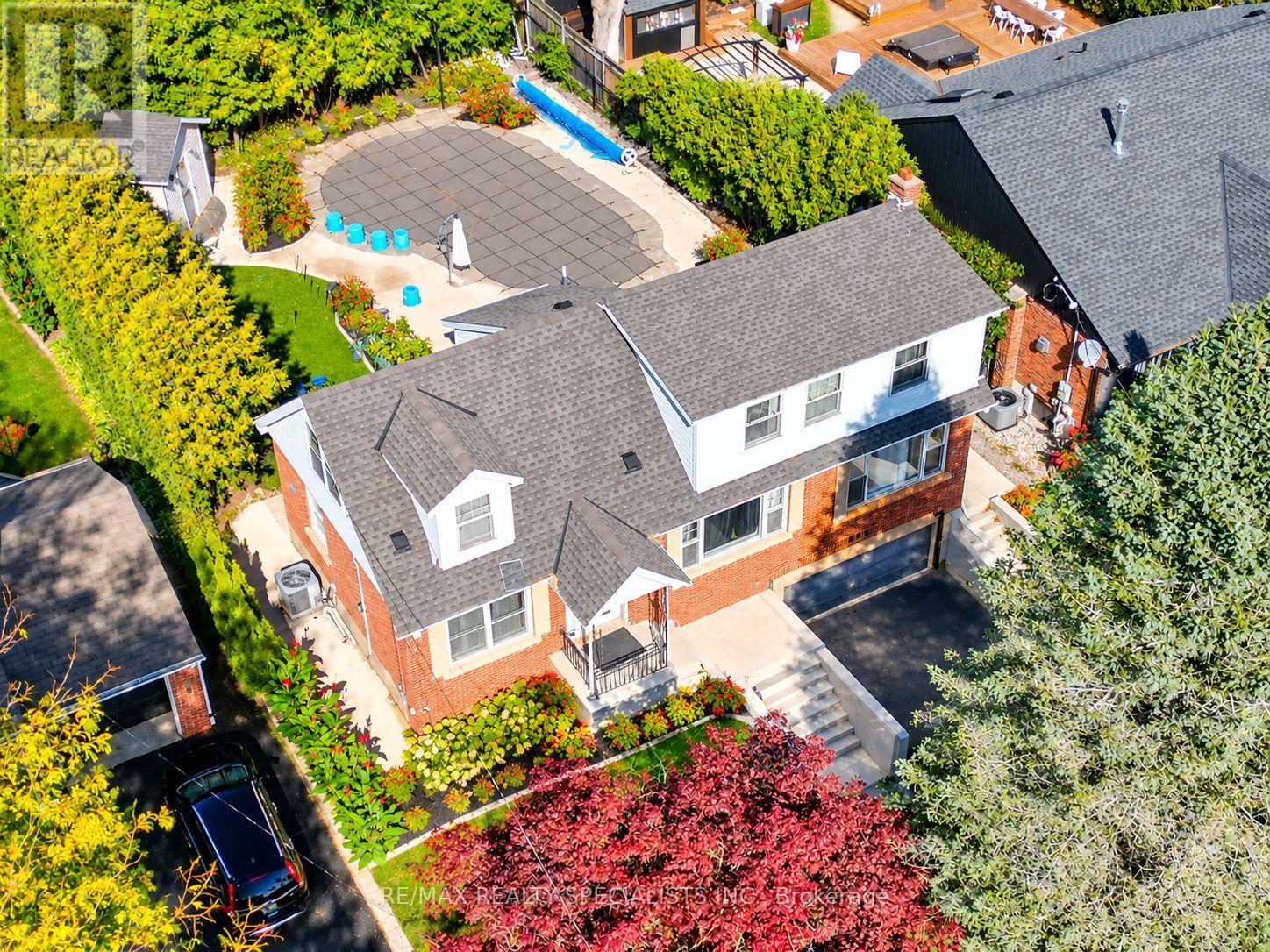 309 Townsend Avenue, Burlington, Ontario  L7T 2A2 - Photo 4 - W14085786
