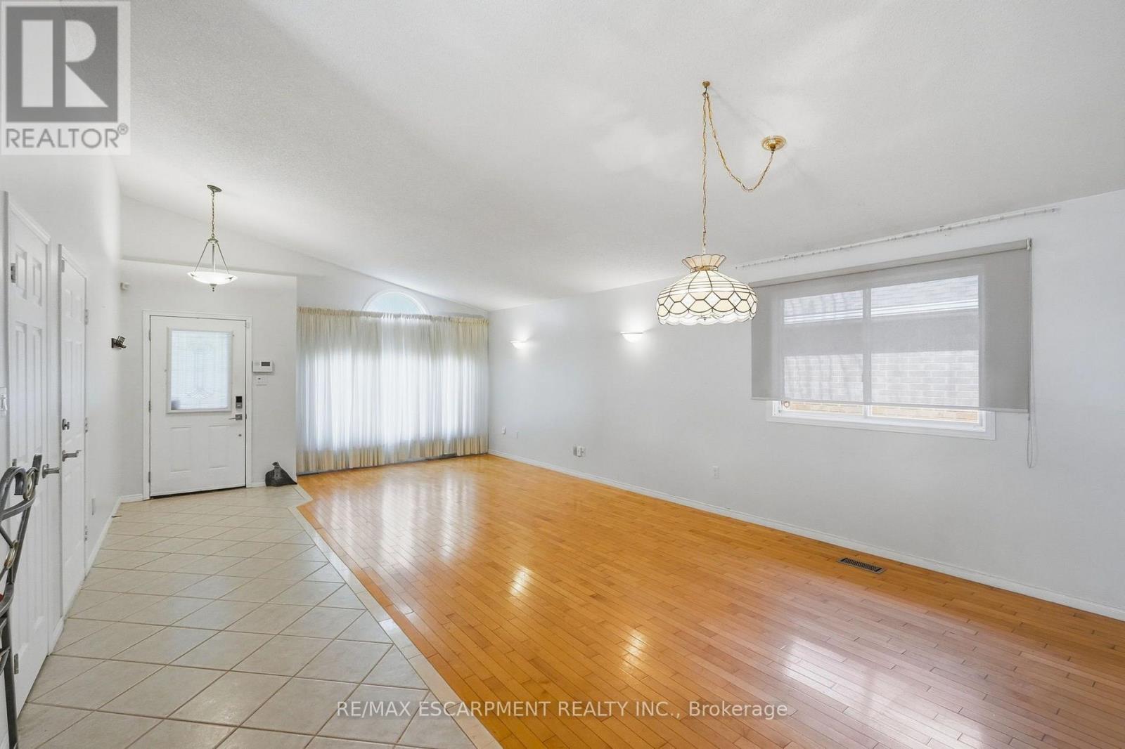 102 Cove Crescent, Hamilton, Ontario  L8E 5A1 - Photo 11 - X14085592