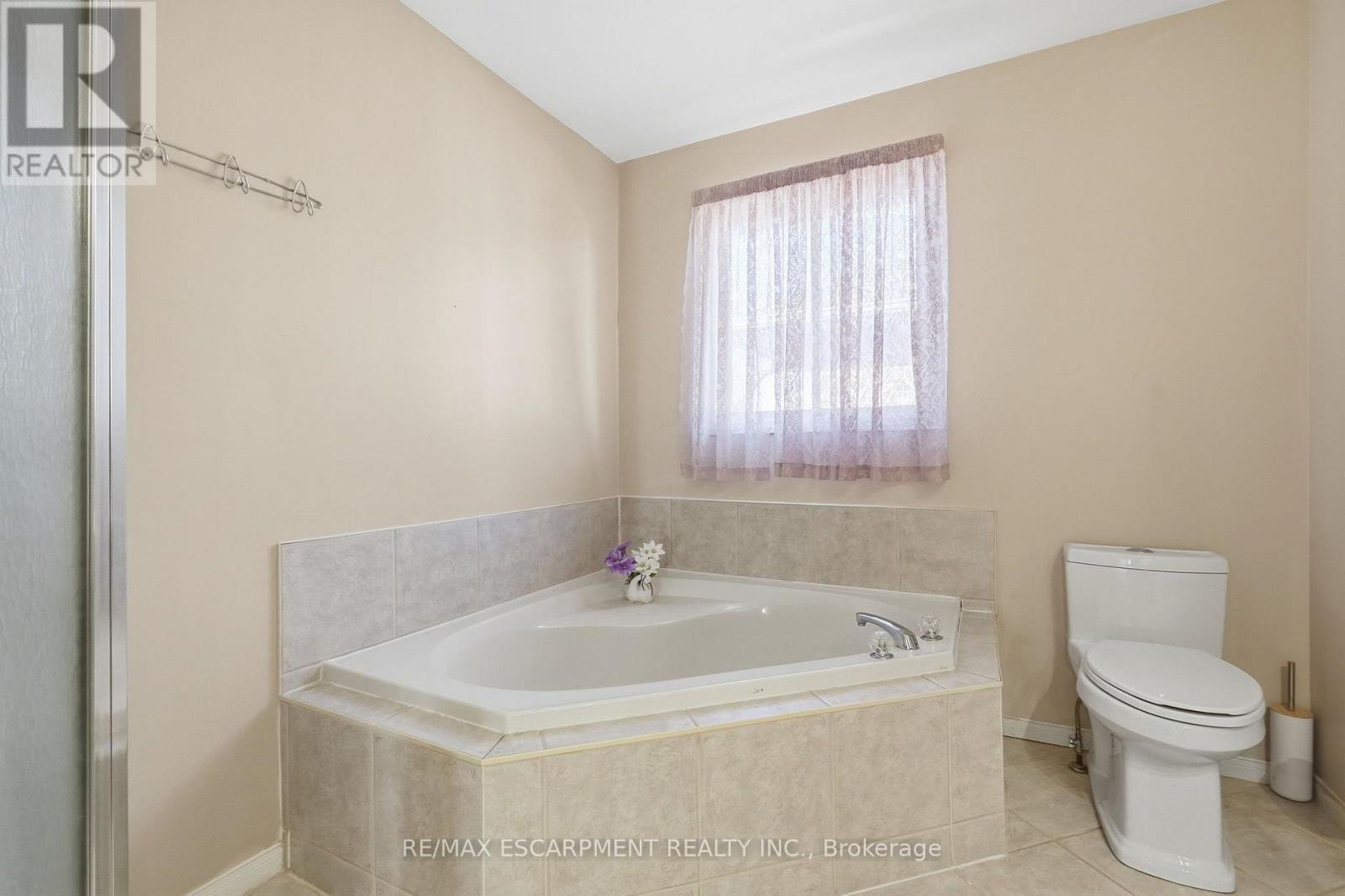 102 Cove Crescent, Hamilton, Ontario  L8E 5A1 - Photo 19 - X14085592