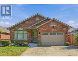 102 COVE CRESCENT, Hamilton, Ontario