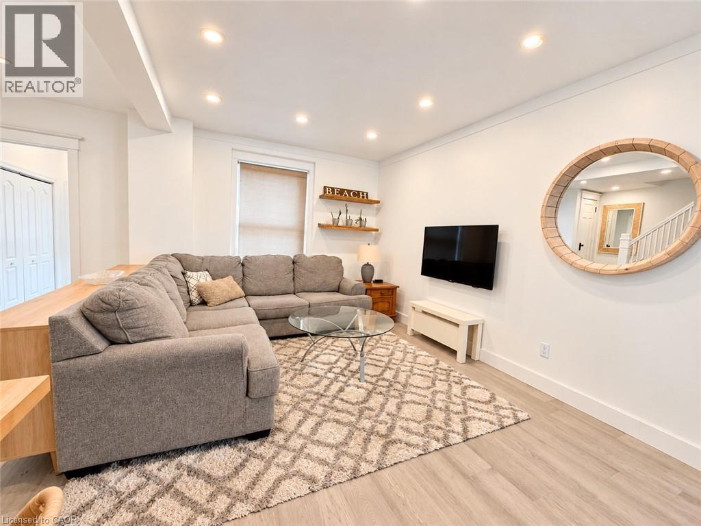 826 Beach Boulevard, Hamilton, Ontario  L8H 6Z5 - Photo 6 - 40871877