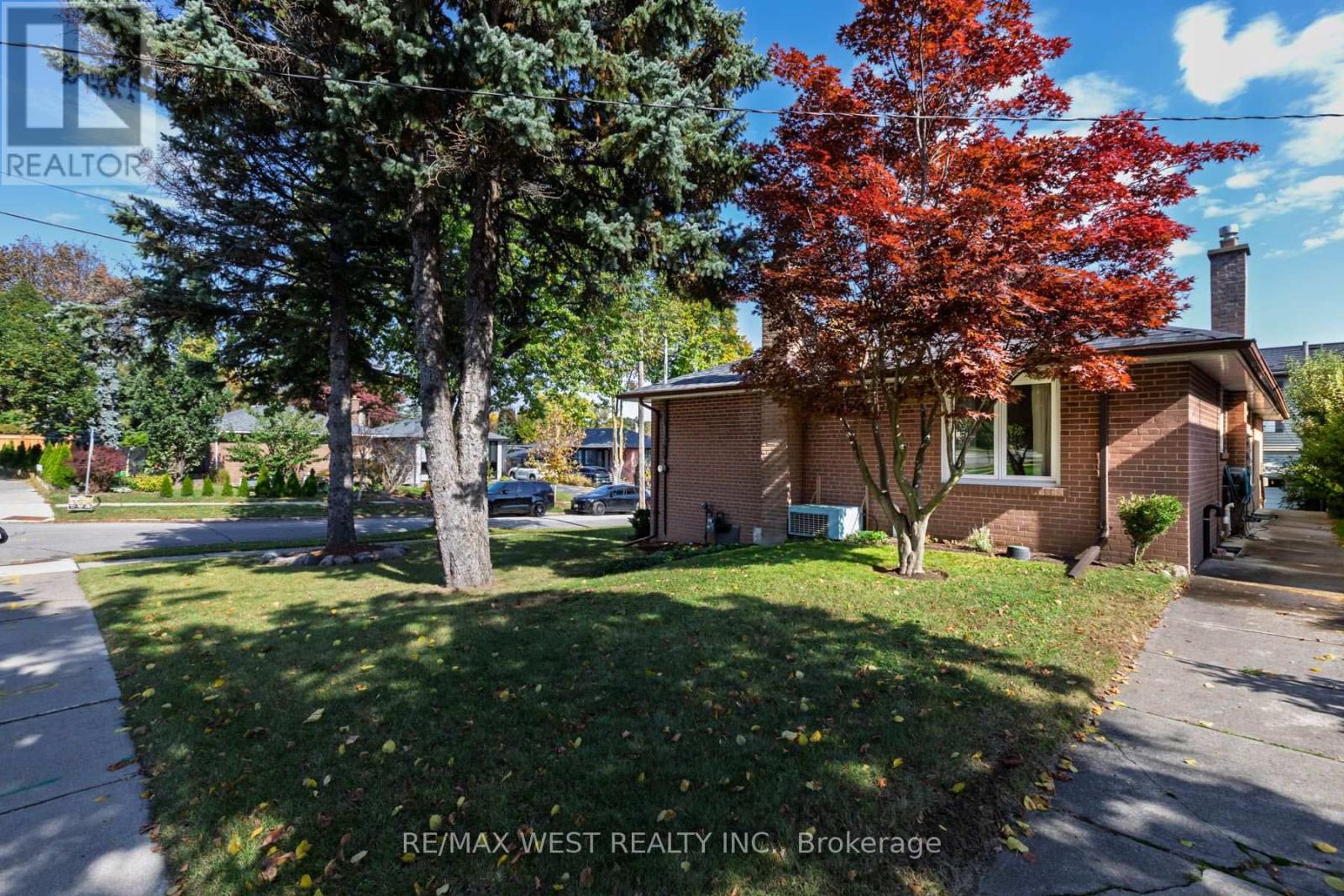 82 Renault Crescent, Toronto, Ontario  M9P 1J6 - Photo 45 - W14033292