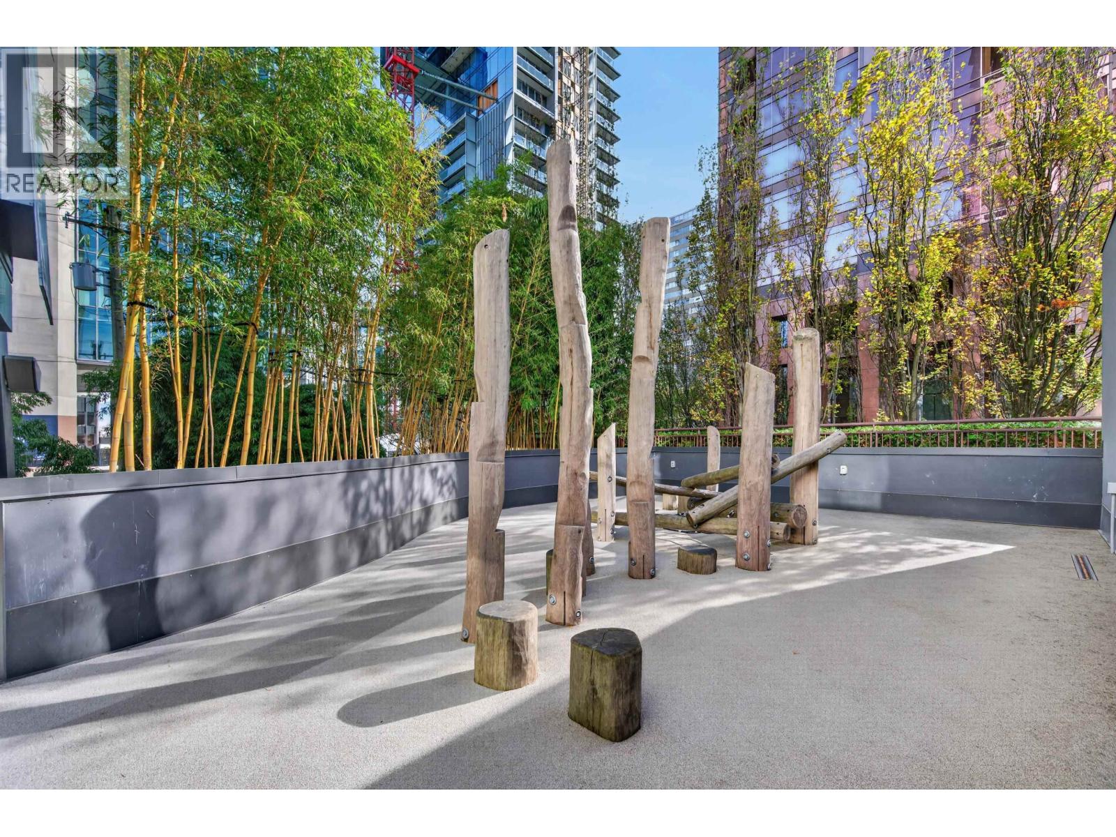 1605 1568 Alberni Street, Vancouver, British Columbia  V6G 0E3 - Photo 10 - R3175770