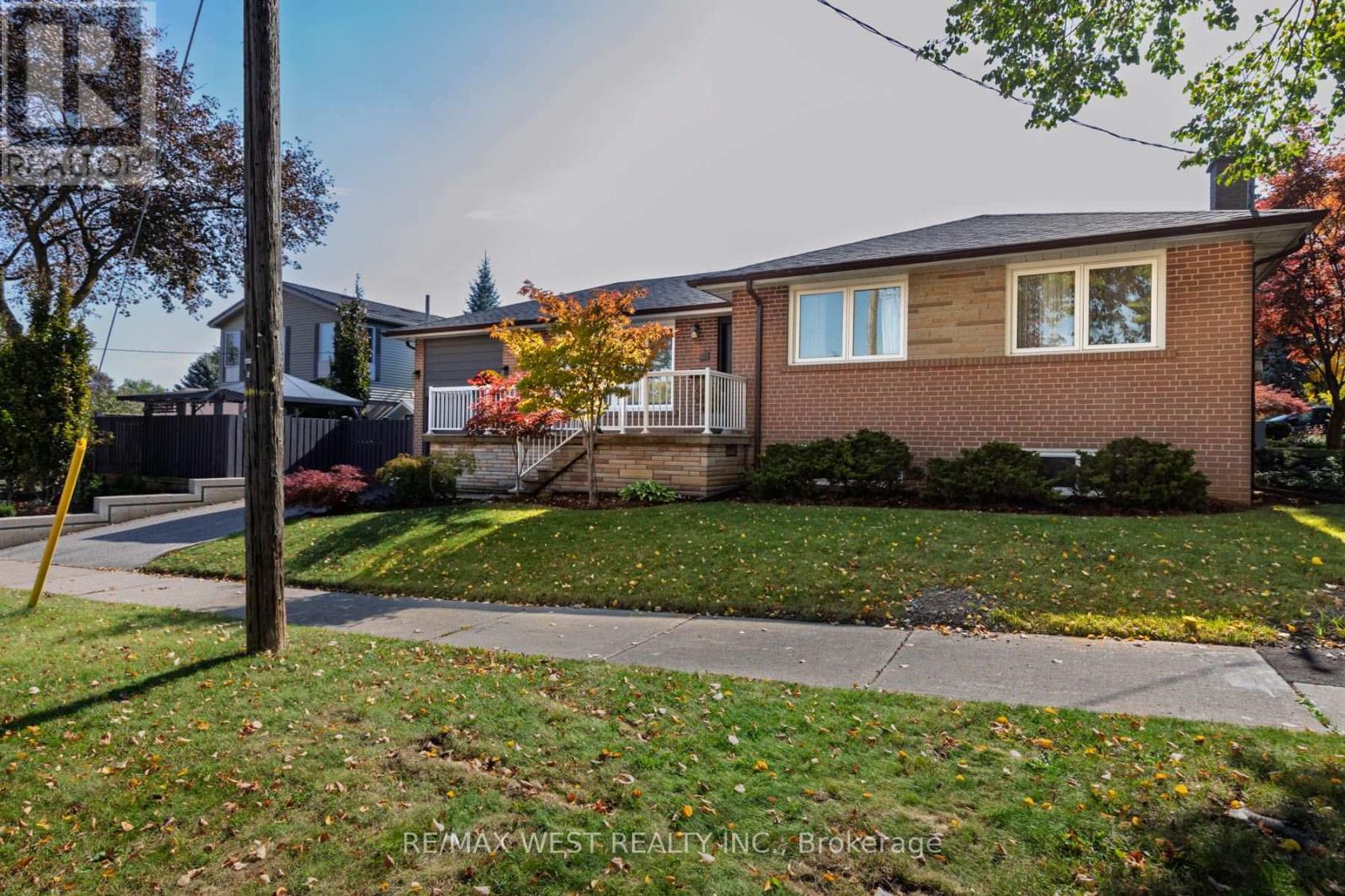 82 Renault Crescent, Toronto, Ontario  M9P 1J6 - Photo 47 - W14033292