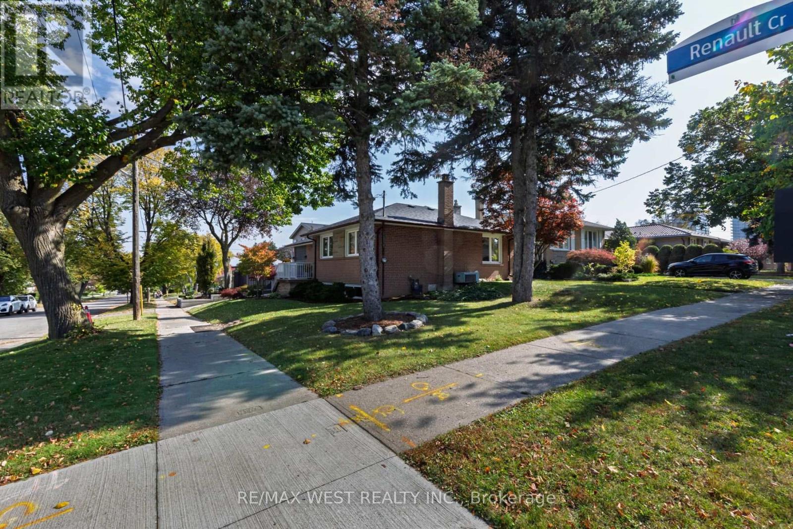 82 Renault Crescent, Toronto, Ontario  M9P 1J6 - Photo 44 - W14033292