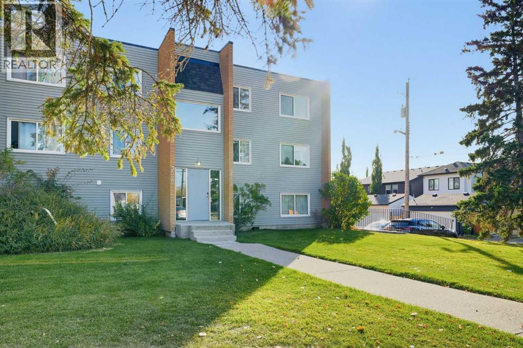 302, 3522 44 Street SW, Calgary, Alberta  T3E 3R9 - Photo 2 - A2350334