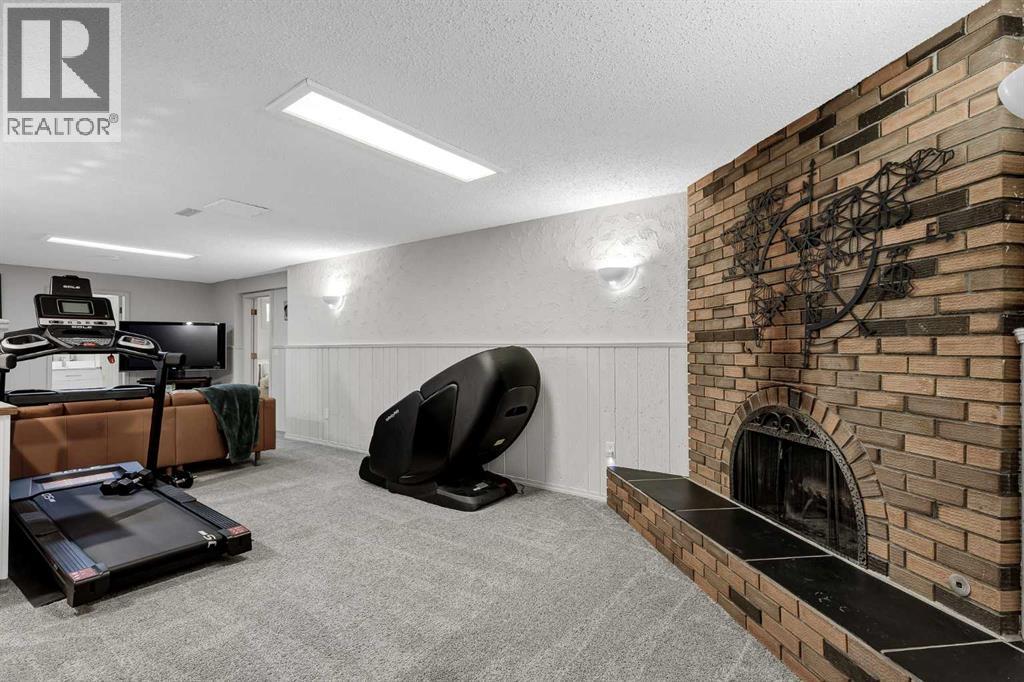 96 Alderwood Close SE