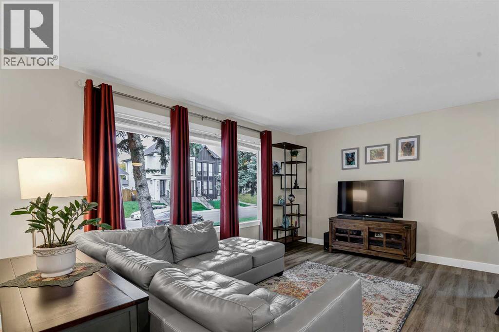 96 Alderwood Close SE