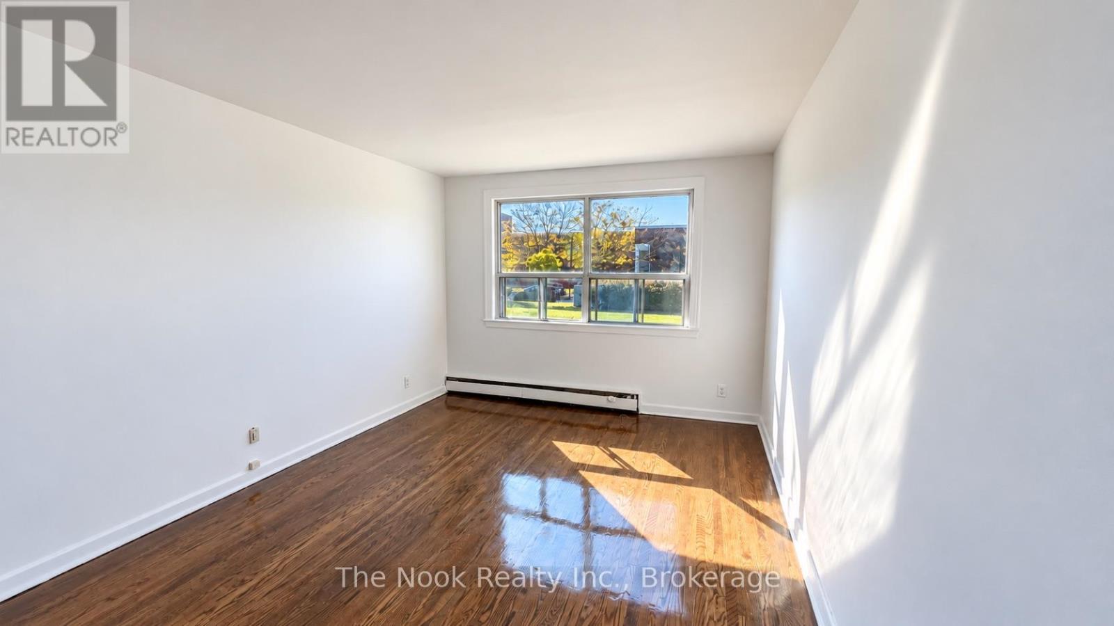 6 - 1201 Cedar Street, Oshawa, Ontario  L1J 3P1 - Photo 4 - E13877886