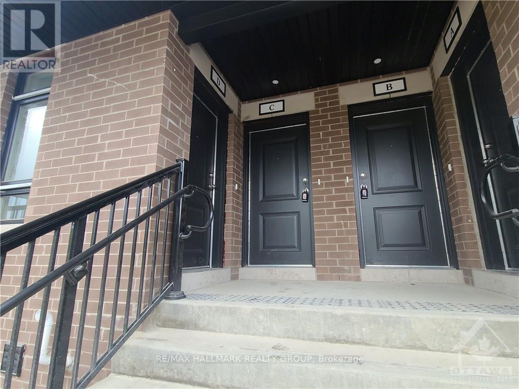 C - 390 Rolling Meadows Crescent, Ottawa, Ontario  K1W 0A7 - Photo 2 - X14085920