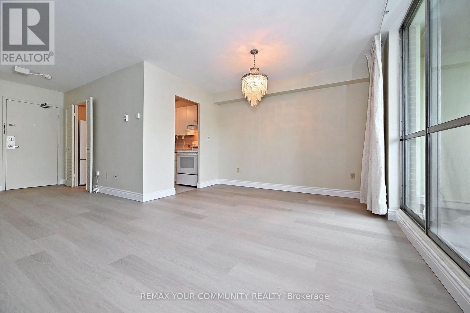2602 - 5 Massey Square, Toronto, Ontario  M4C 5L6 - Photo 9 - E14085860