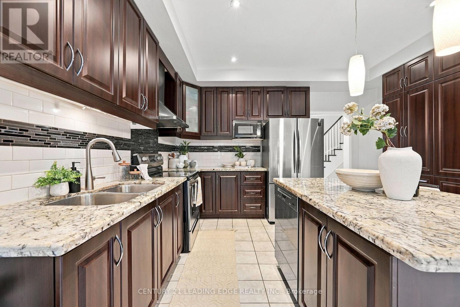 1629 Valley Ridge Crescent, Pickering, Ontario  L1V 6S5 - Photo 18 - E14085960