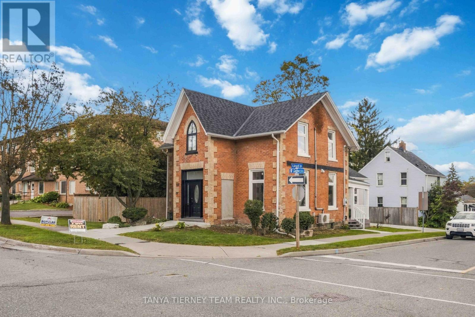 Upper - 168 Centre Street S, Oshawa, Ontario  L1H 4A6 - Photo 1 - E14085990