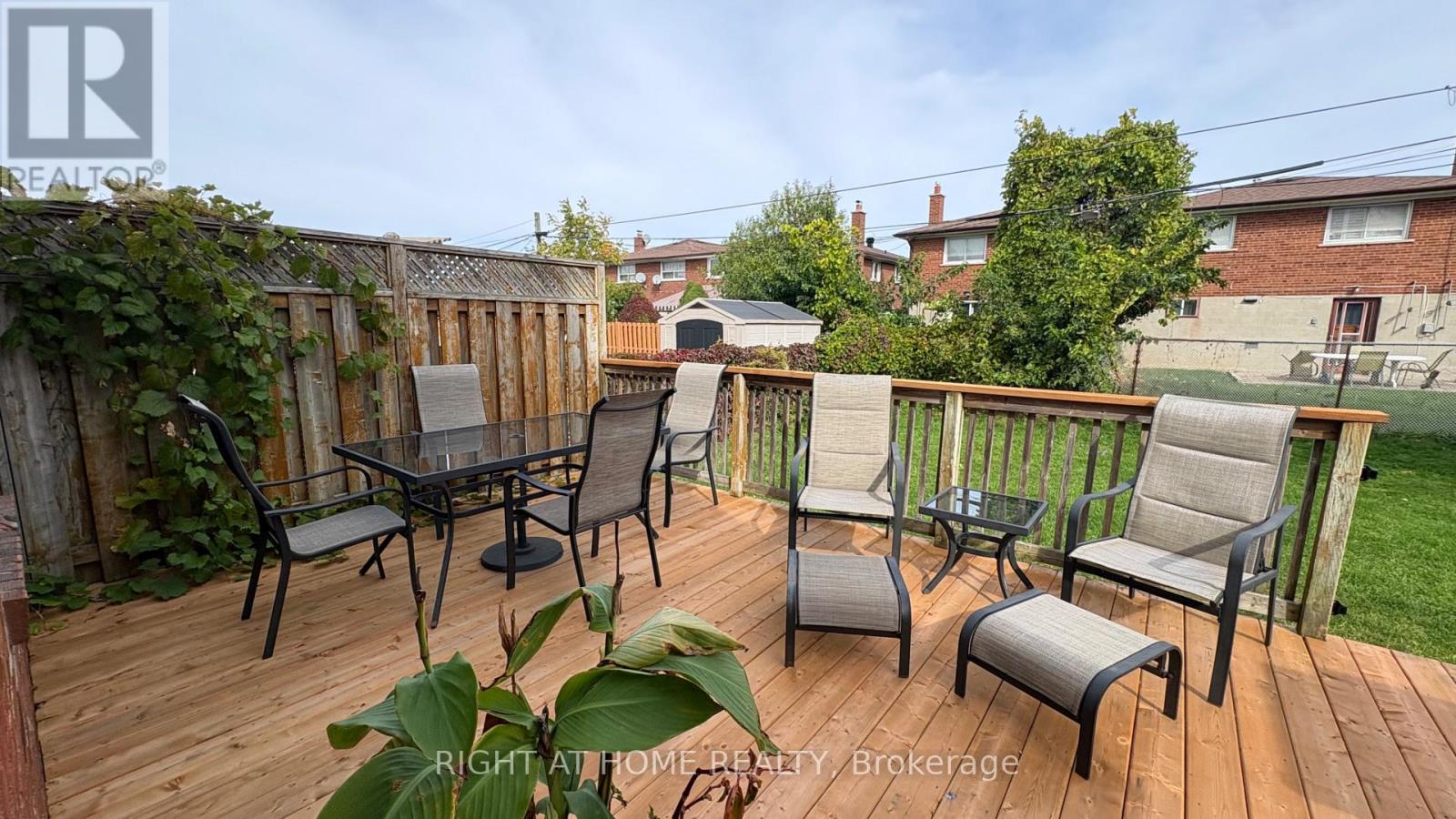 19 Flempton Crescent, Toronto, Ontario  M1K 3B3 - Photo 32 - E14086024