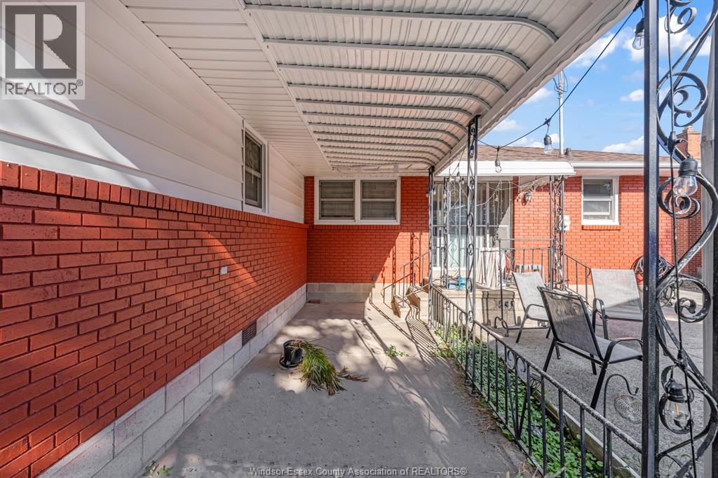 4131 Mount Royal Drive, Windsor, Ontario  N9G 2C3 - Photo 33 - 26025441