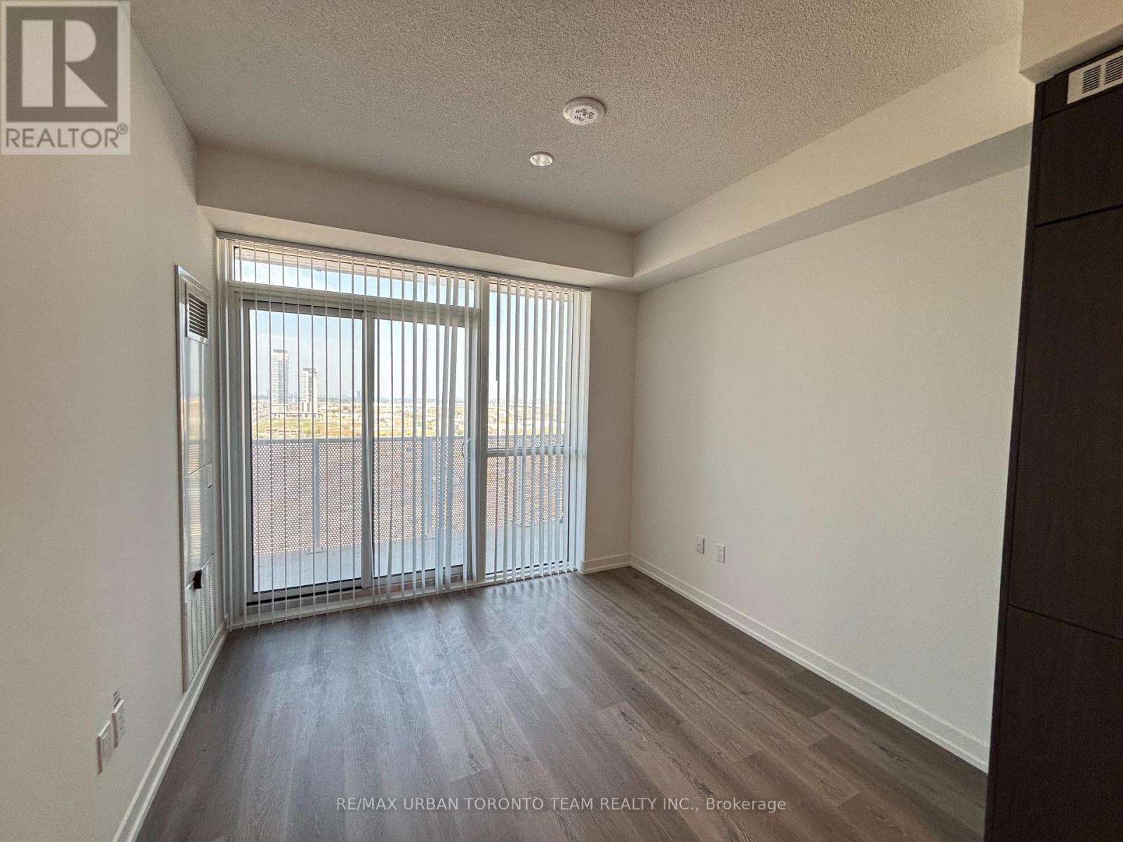 2008 - 28 Interchange Way, Vaughan (Vaughan Corporate Centre), Ontario  L4K 0P8 - Photo 5 - N14085866