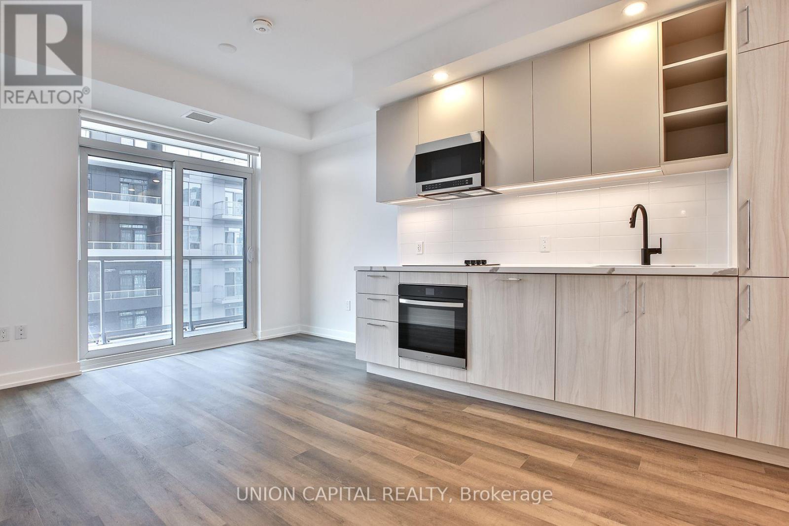 2407 - 5 Meadowdale Road, Vaughan (Concord), Ontario  L4K 0C7 - Photo 2 - N14086016