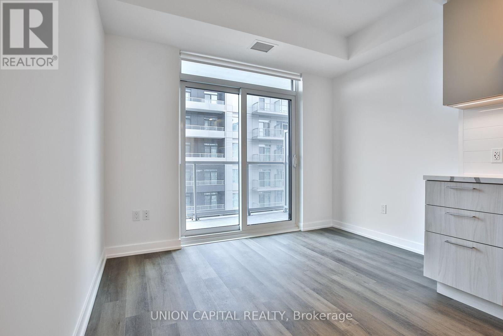 2407 - 5 Meadowdale Road, Vaughan (Concord), Ontario  L4K 0C7 - Photo 6 - N14086016