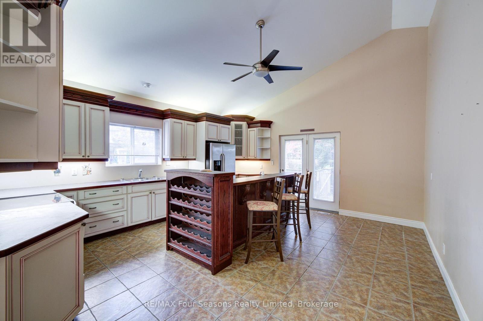 205 Bryan Drive, Collingwood, Ontario  L9Y 5J3 - Photo 14 - S14085980