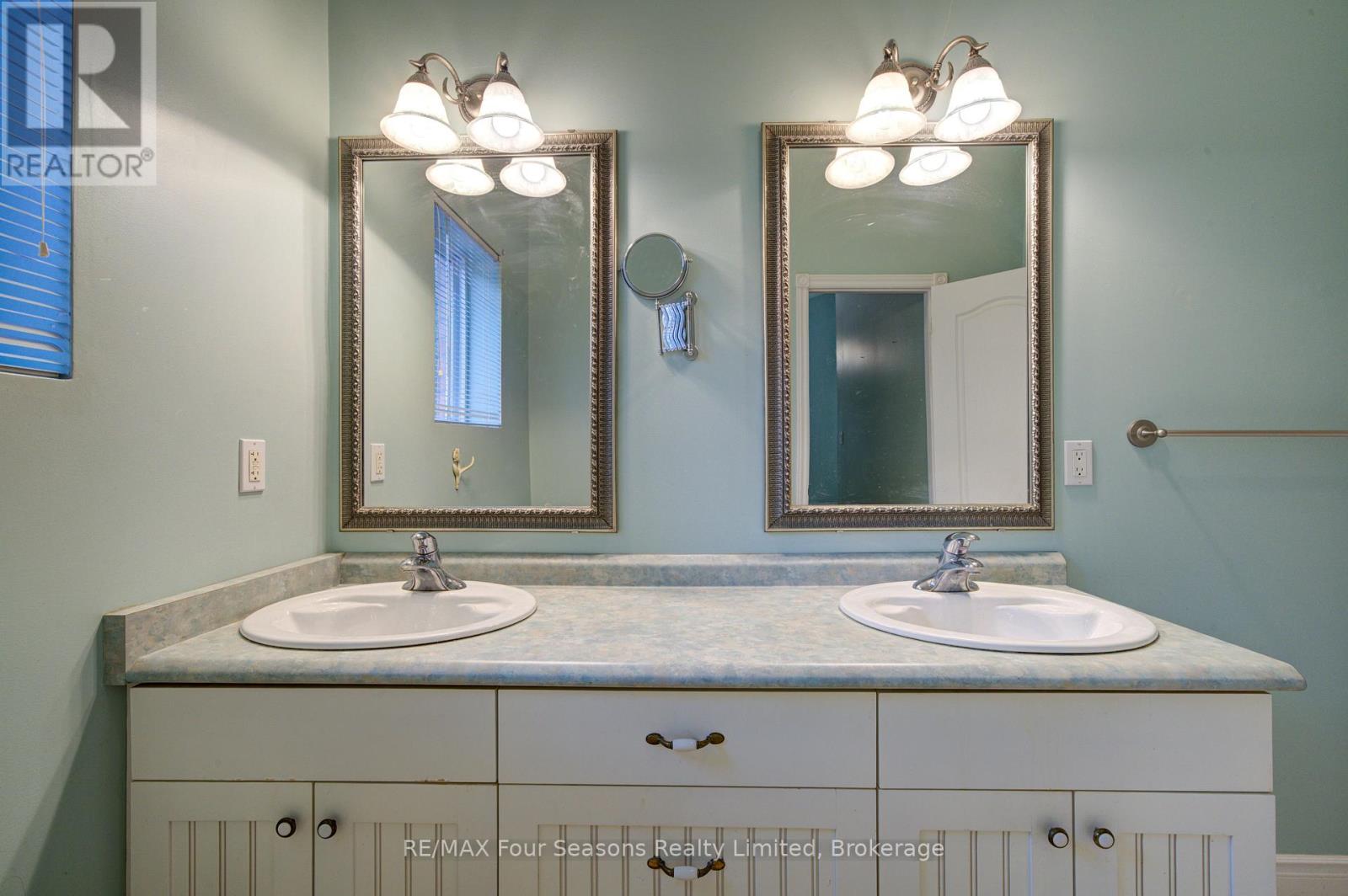 205 Bryan Drive, Collingwood, Ontario  L9Y 5J3 - Photo 30 - S14085980