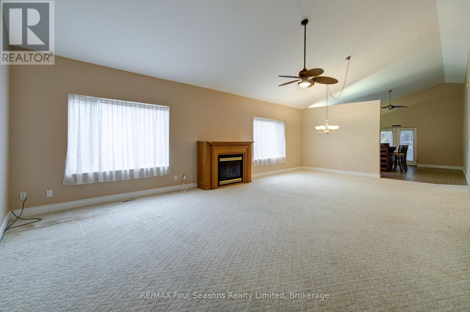 205 Bryan Drive, Collingwood, Ontario  L9Y 5J3 - Photo 7 - S14085980