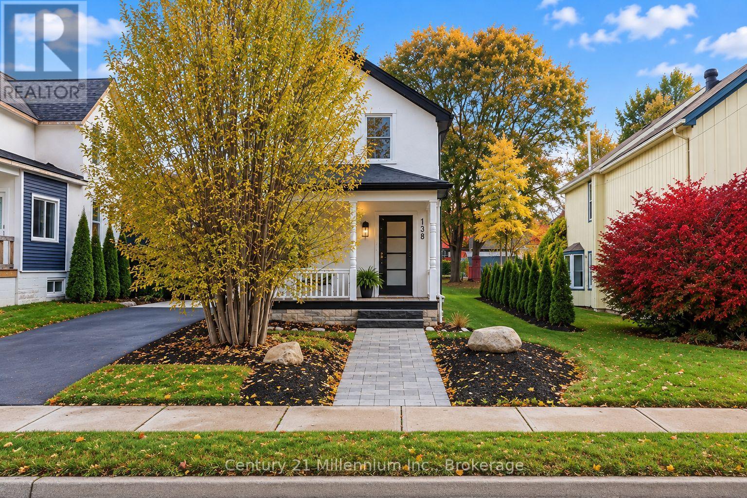138 Peel Street, Collingwood, Ontario  L9Y 3V4 - Photo 2 - S14086002
