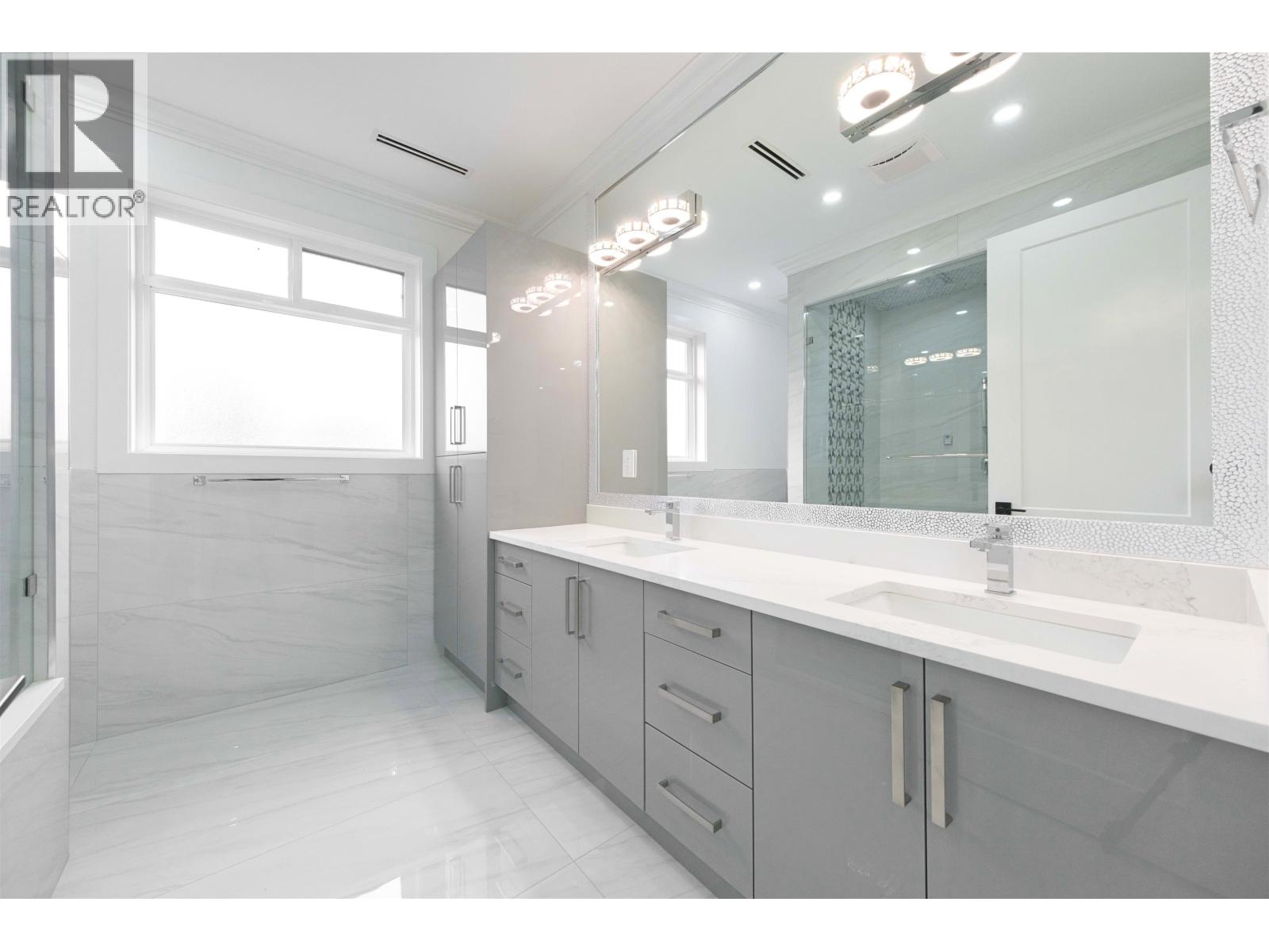 1100 Como Lake Avenue, Coquitlam, British Columbia  V3J 3N8 - Photo 14 - R3176017
