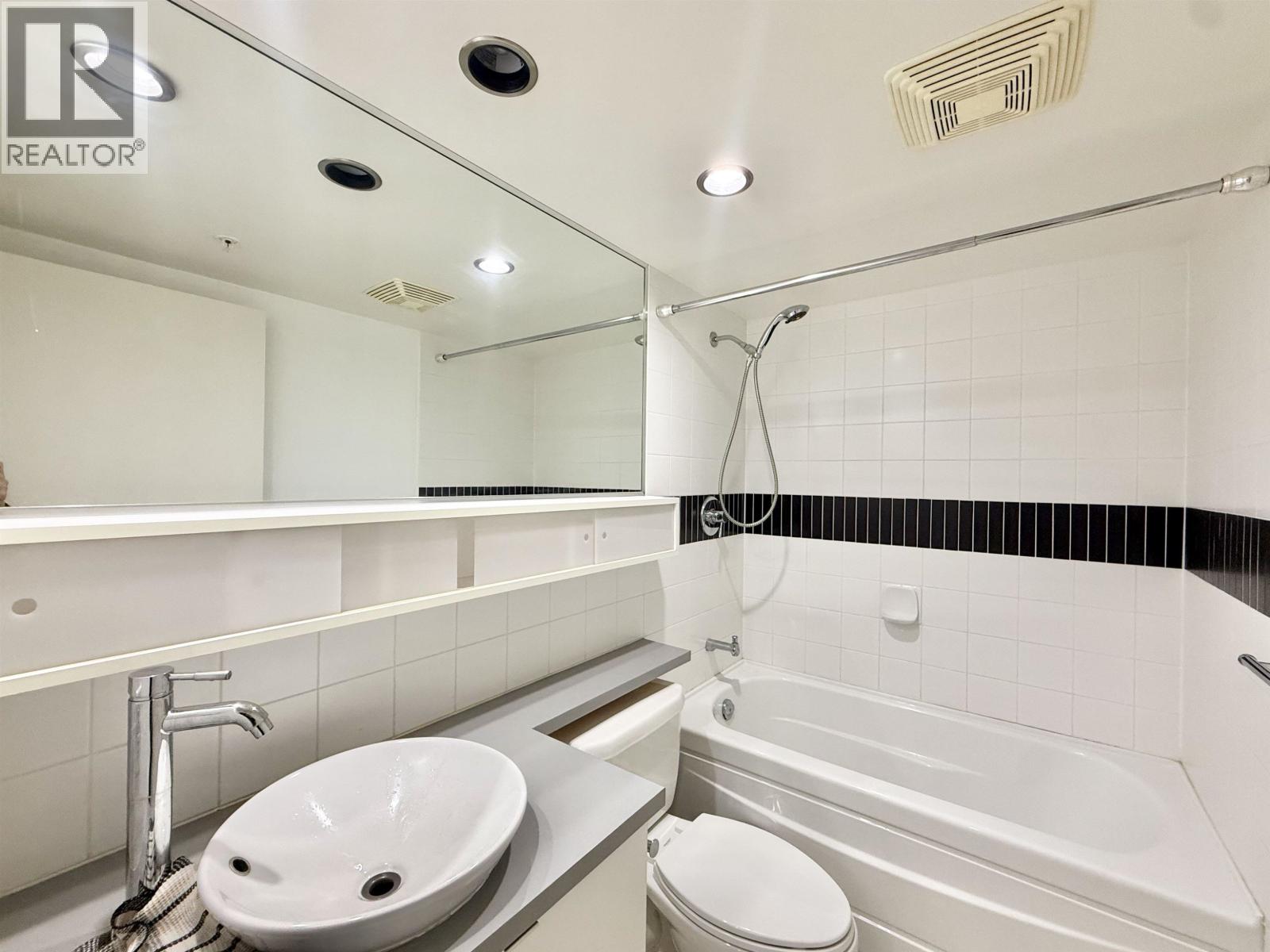 2501 939 Expo Boulevard, Vancouver, British Columbia  V6Z 3G7 - Photo 9 - R3176012
