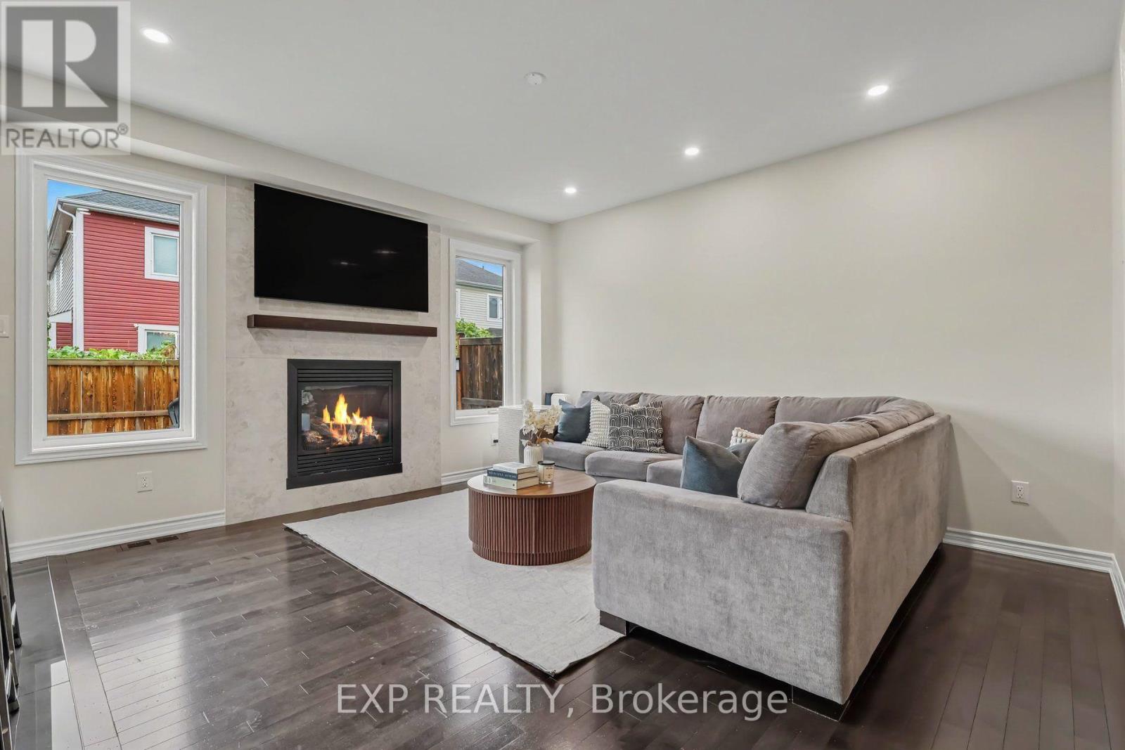 127 Switch Grass Crescent, Ottawa, Ontario  K2J 5Z3 - Photo 5 - X14033300