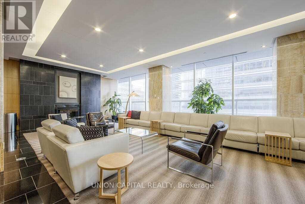 1402 - 65 Bremner Boulevard, Toronto, Ontario  M5J 0A7 - Photo 15 - C14085830