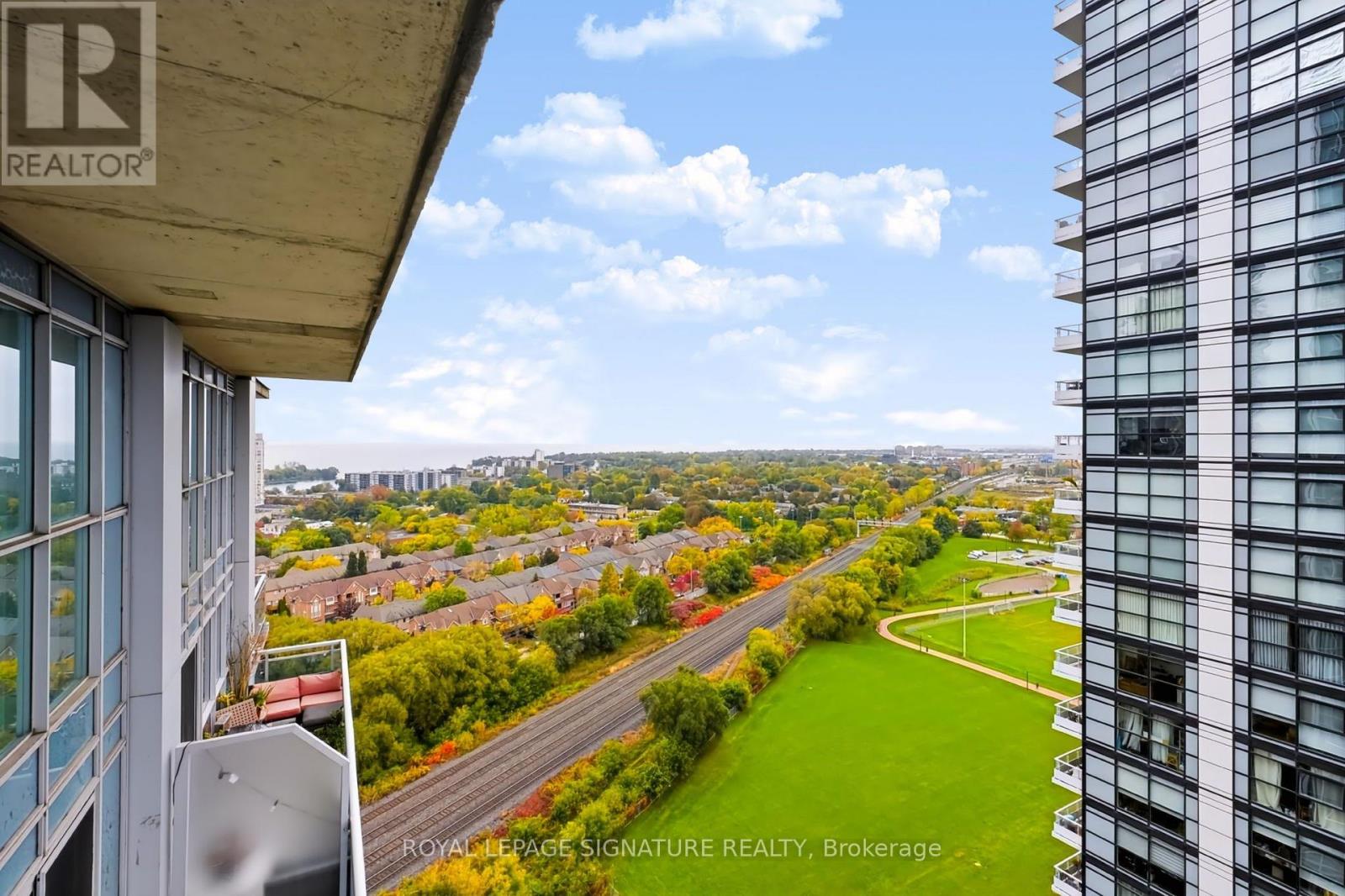 2008 - 155 Legion Road, Toronto, Ontario  M8Y 0A7 - Photo 17 - W14085902