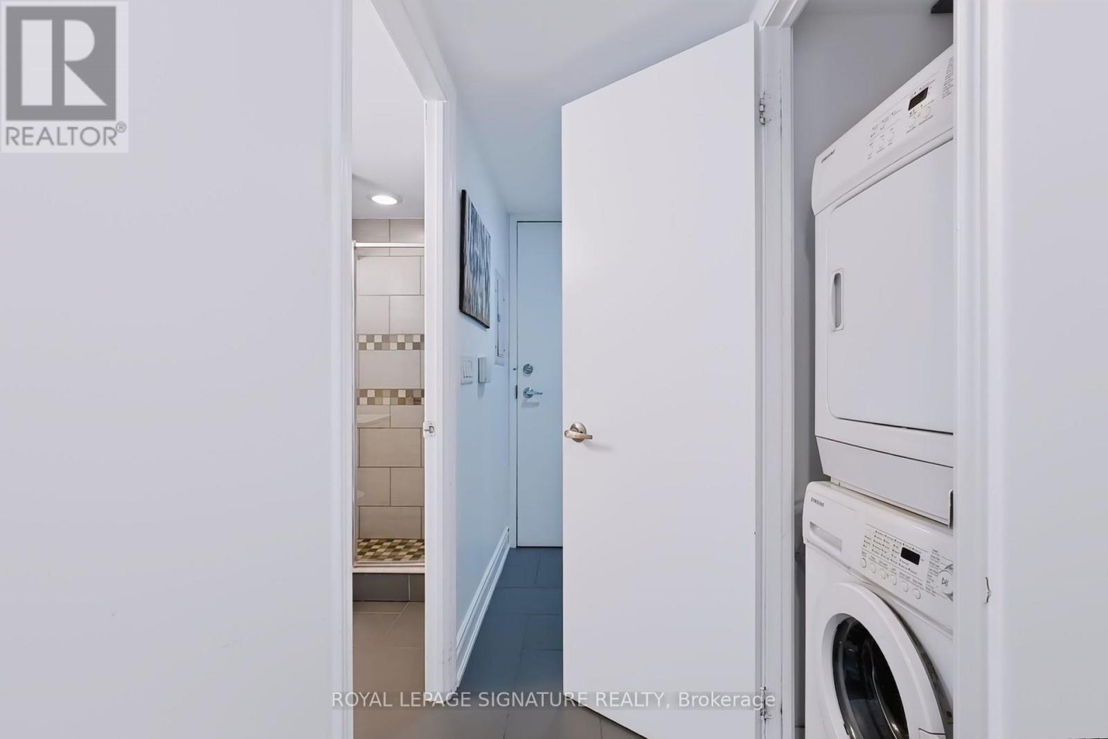 2008 - 155 Legion Road, Toronto, Ontario  M8Y 0A7 - Photo 9 - W14085902