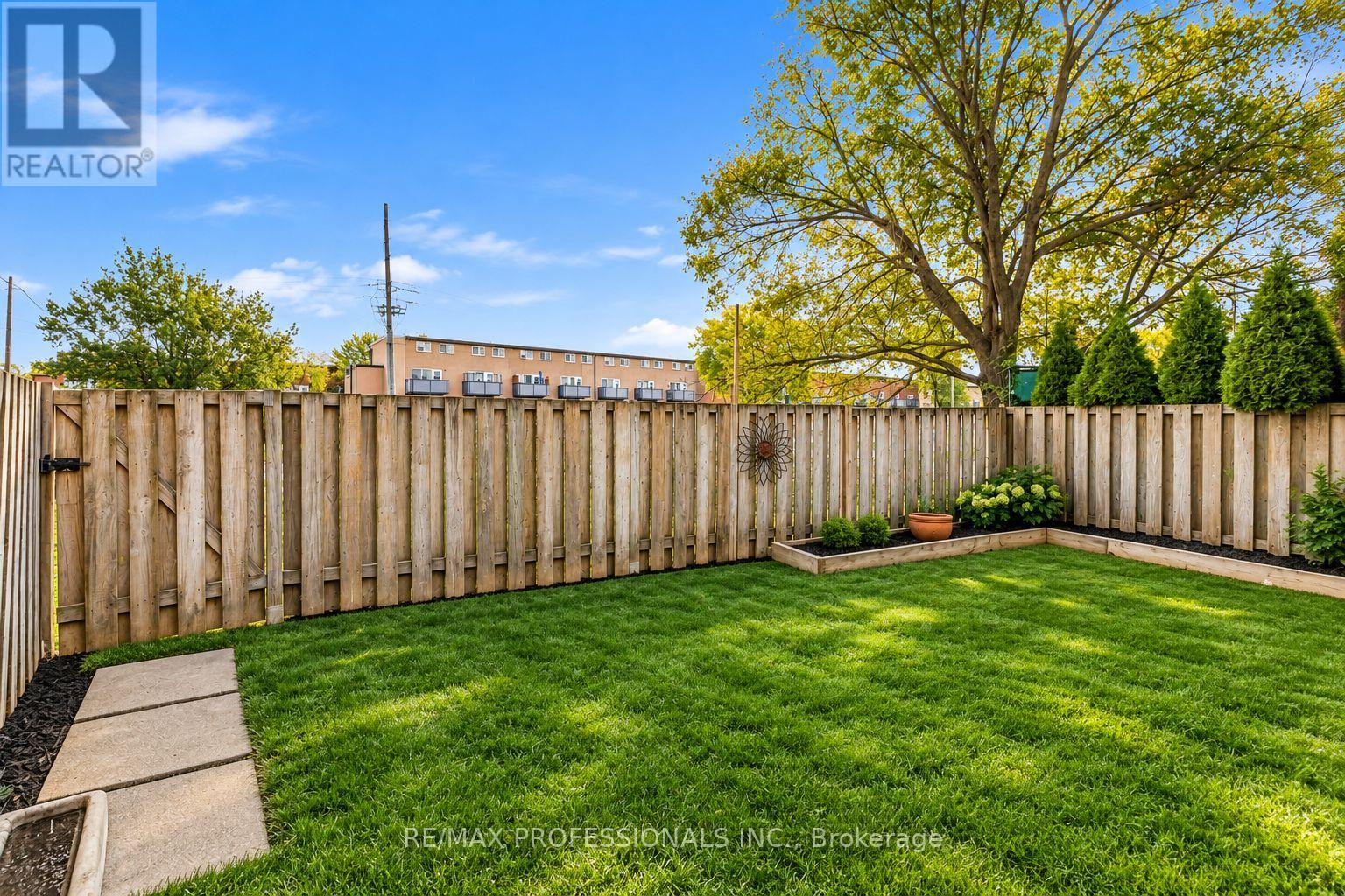 70 - 2315 Bromsgrove Road, Mississauga, Ontario  L5J 4A6 - Photo 28 - W14085966