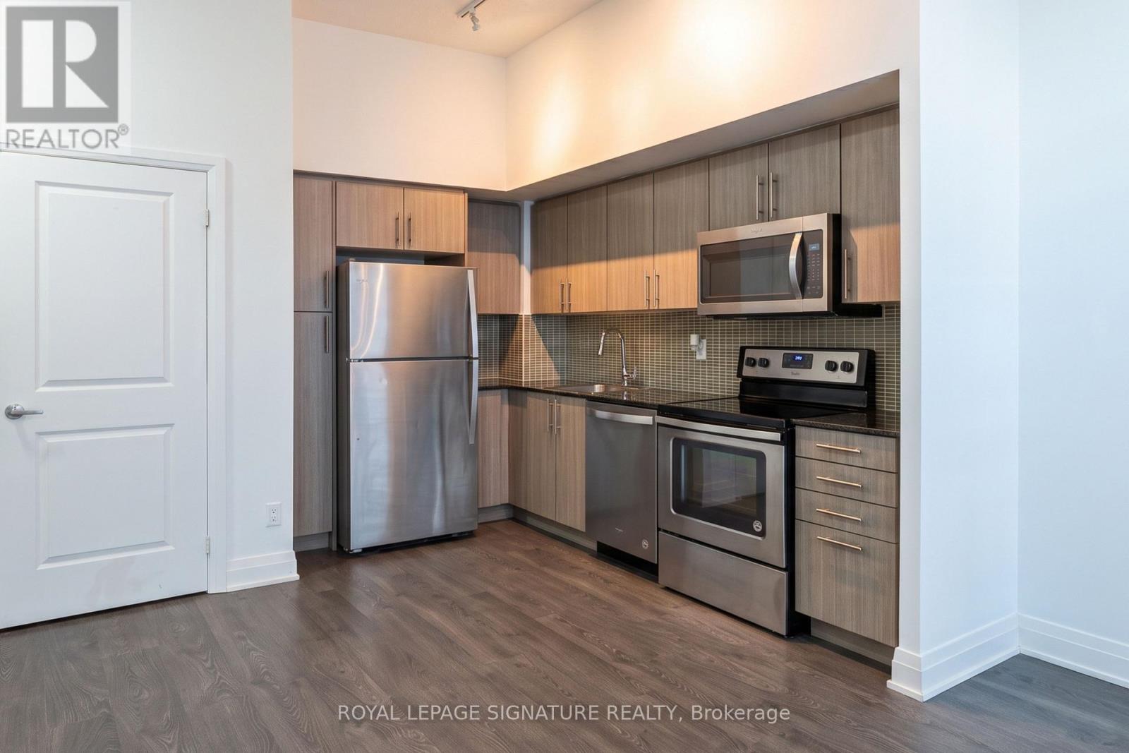 105 - 55 Speers Road, Oakville, Ontario  L6K 3R6 - Photo 4 - W14085994