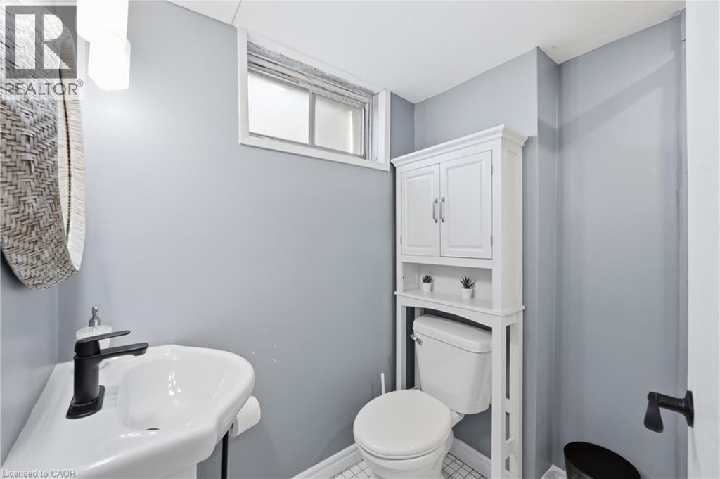 111 Tupper Drive, Thorold, Ontario  L2V 4C9 - Photo 19 - 40871180