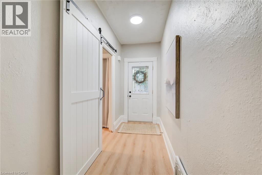 90 John Street E, Waterloo, Ontario  N2J 1G1 - Photo 6 - 40871471