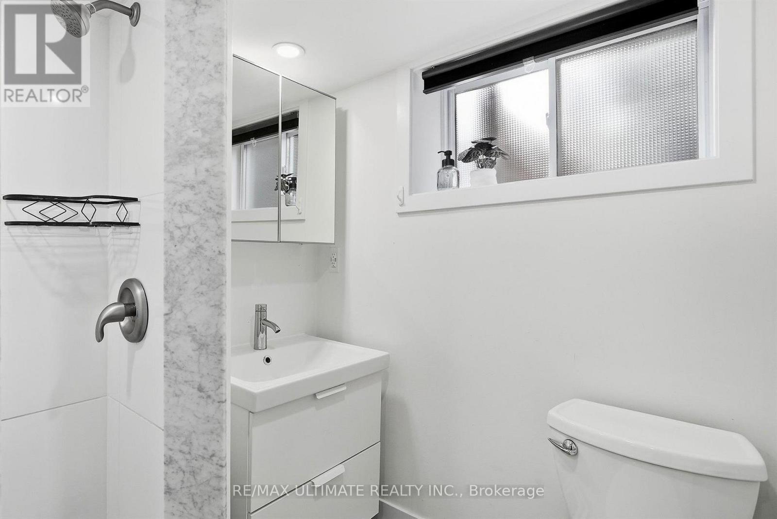 90 Rowntree Avenue, Toronto, Ontario  M6N 1S2 - Photo 26 - W13844204