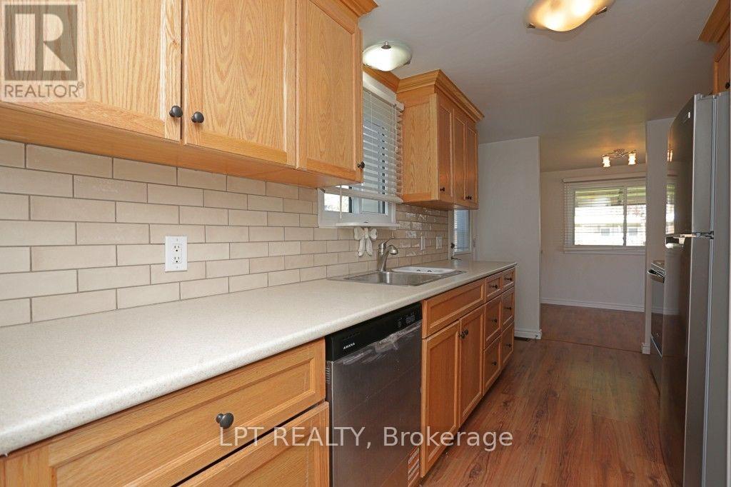 25 Maple Grove Road, South Huron, Ontario  N0M 1T0 - Photo 10 - X13711572